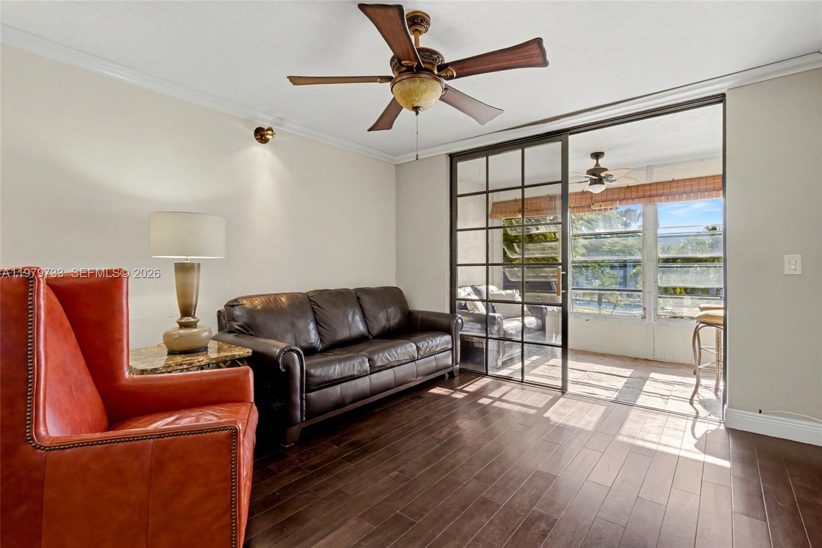 ROYAL PARK GARDENS I-C CO - Residential Lease