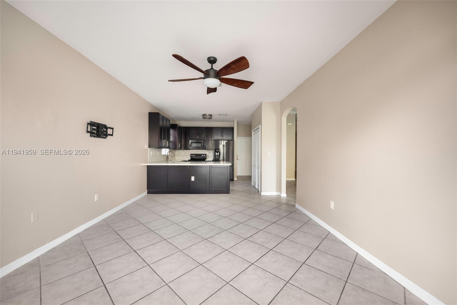 GARDEN HILLS WEST - Residential Lease