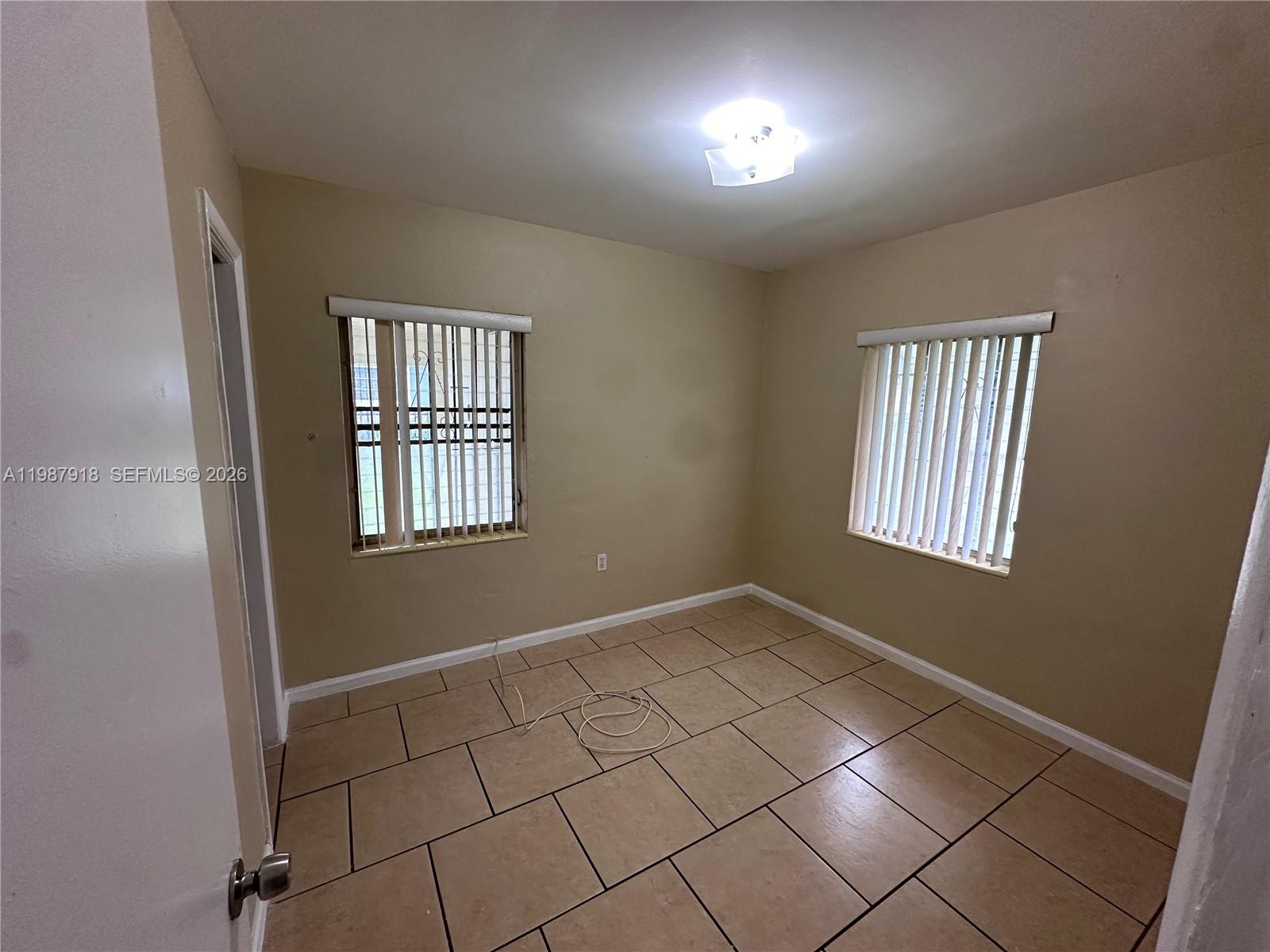 FLORAL PARK 1ST AMD PL - Residential Lease