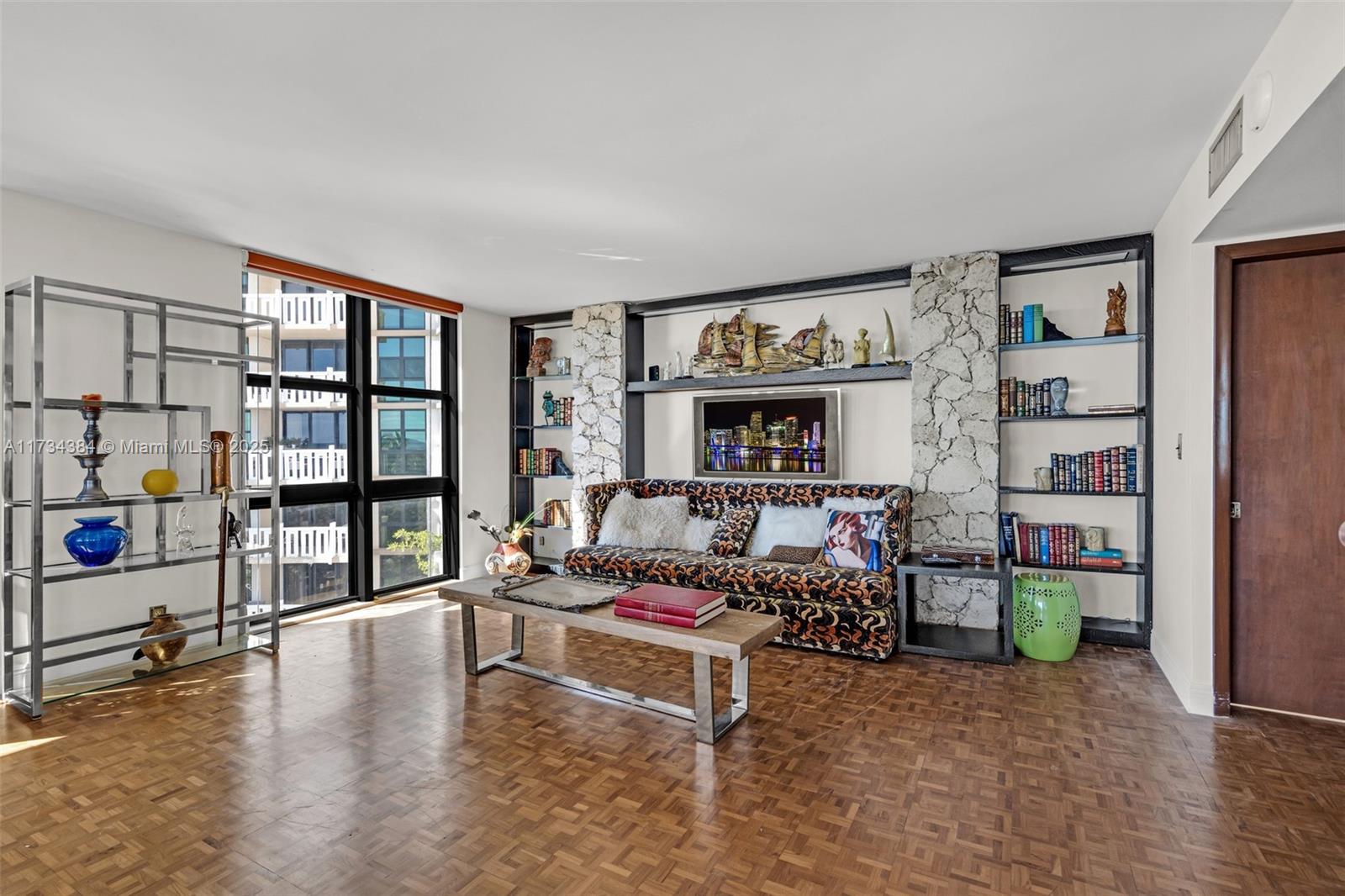 TOWERS OF KEY BISCAYNE CO - Residential