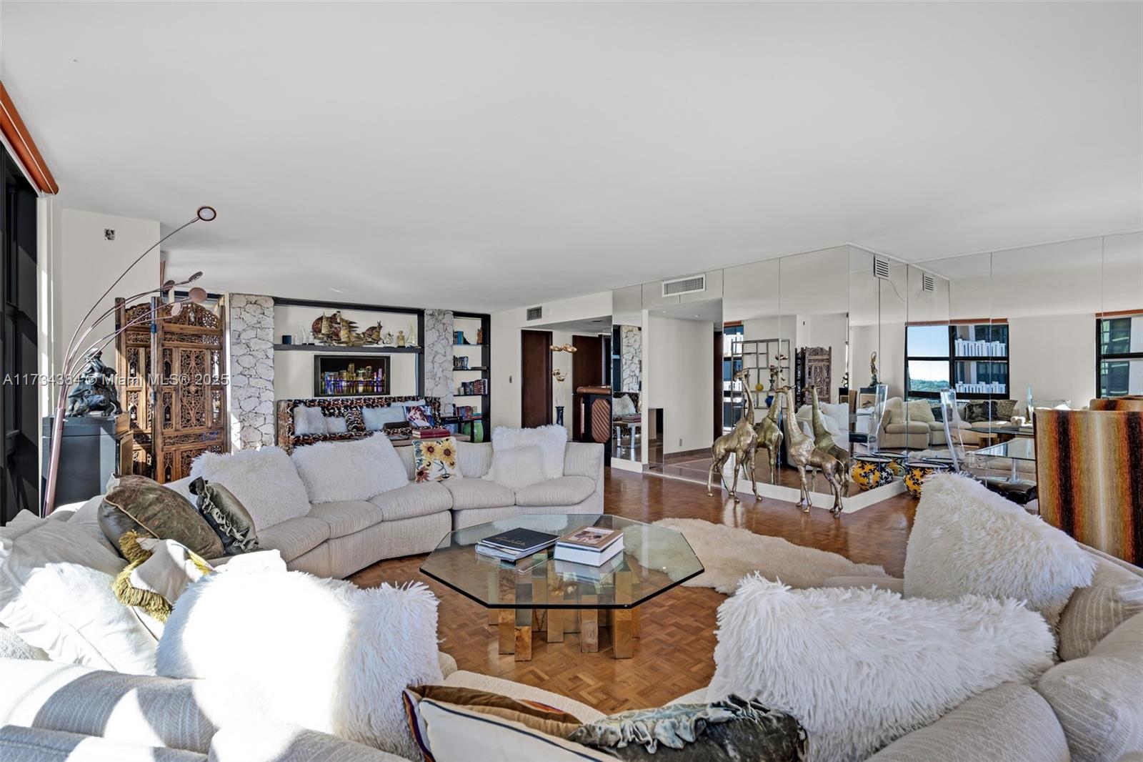 TOWERS OF KEY BISCAYNE CO - Residential