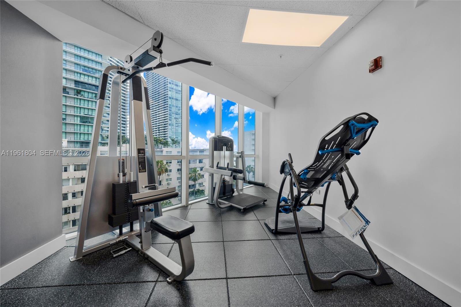 PLATINUM CONDO - Residential