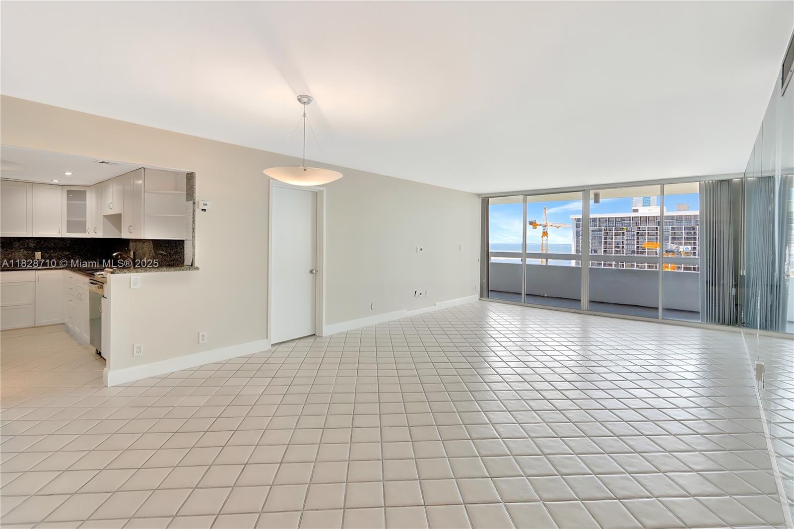 1627 Brickell Ave 2006