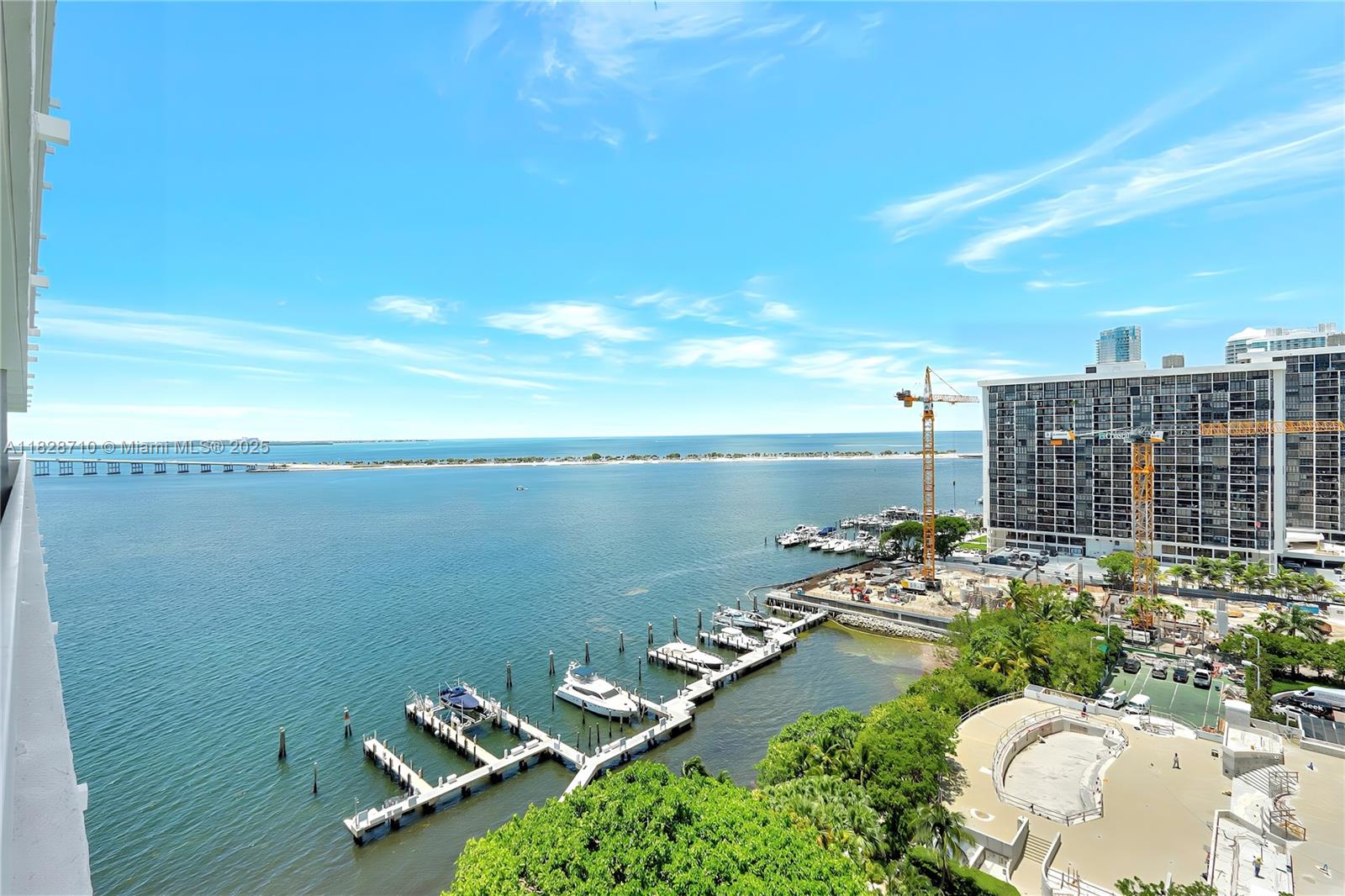 1627 Brickell Ave 2006