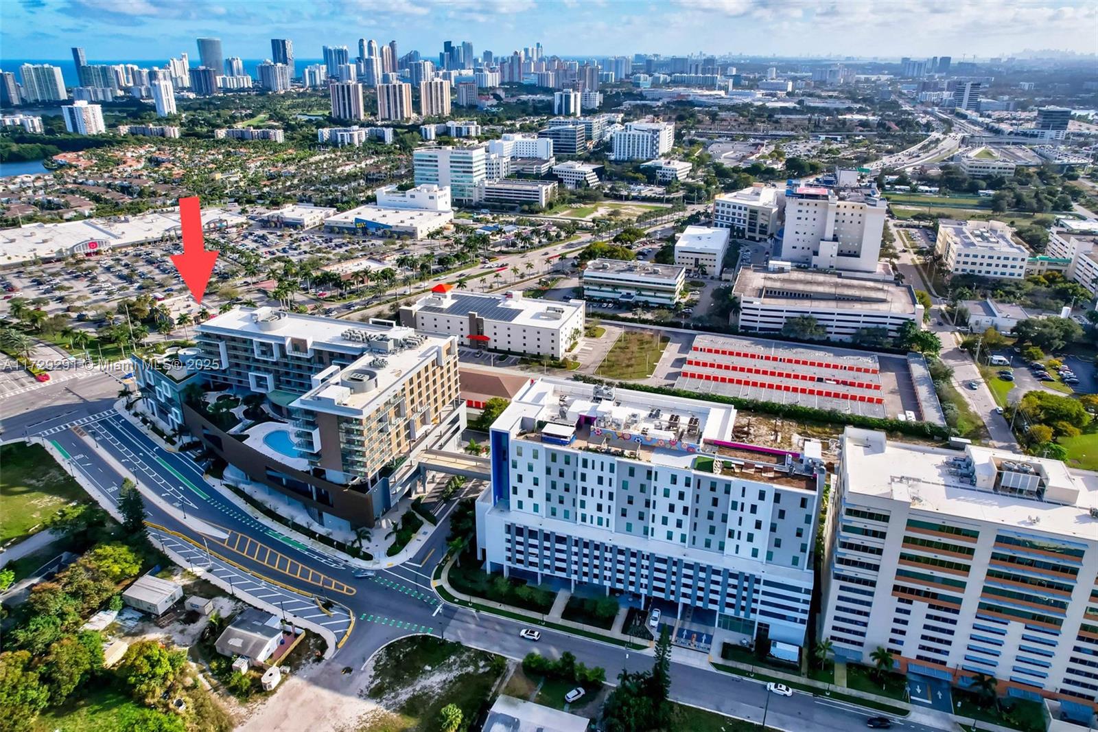 21290 Biscayne 205