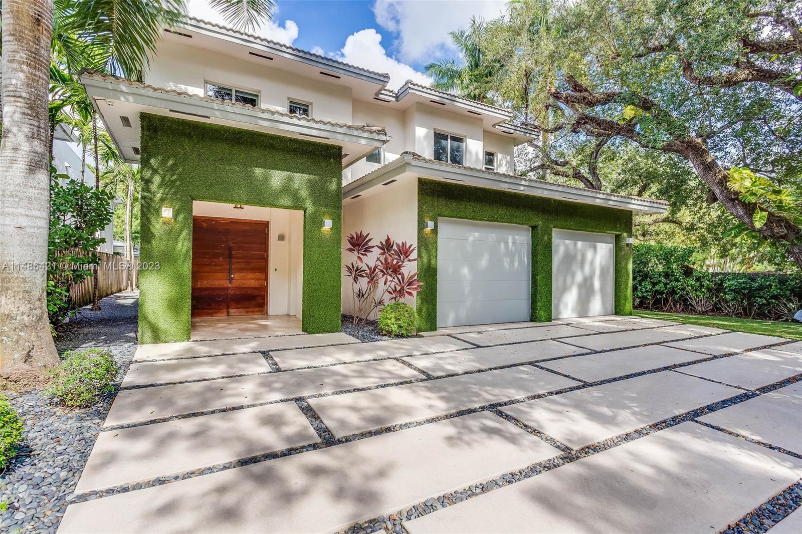 Rental Property at Address Not Disclosed, Miami, Broward County, Florida - Bedrooms: 5 
Bathrooms: 6  - $30,000 MO.