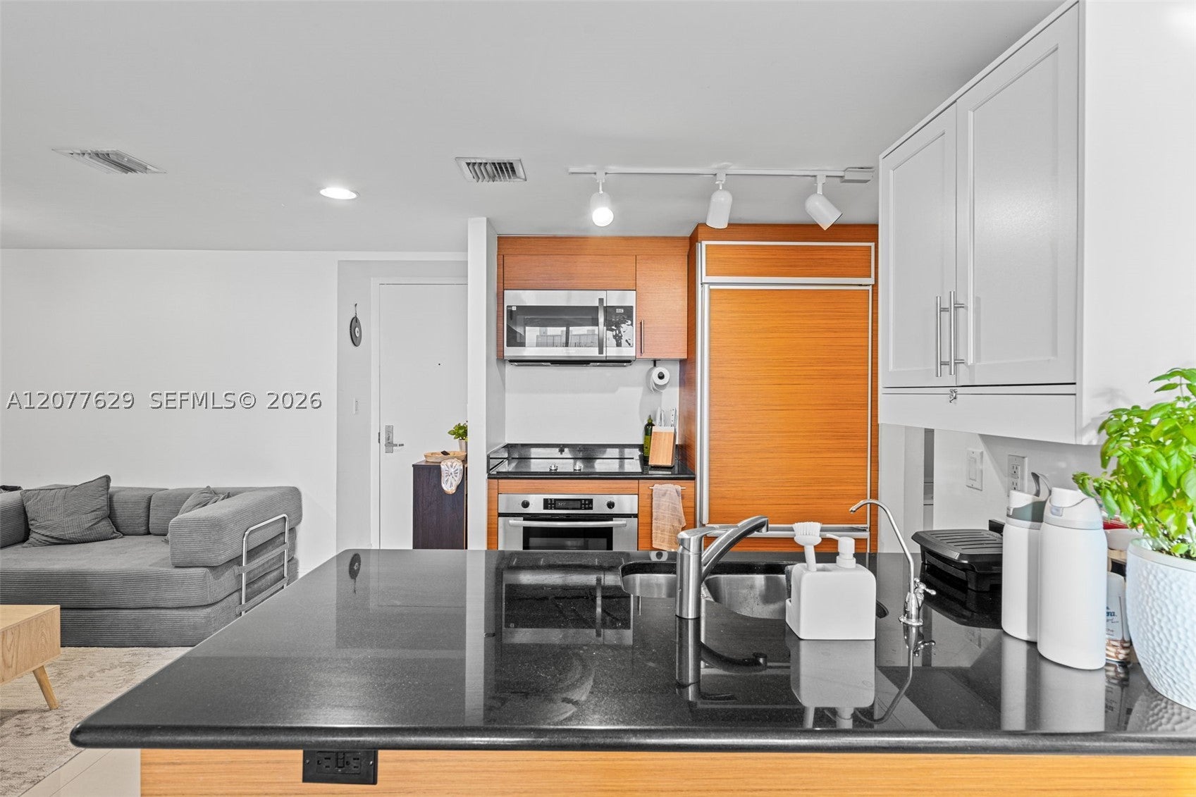 50 Biscayne Blvd 2507