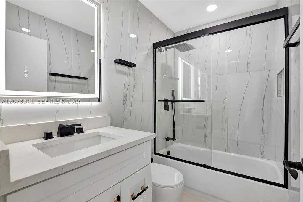 Photo of 708 Normandy O #708, Delray Beach, FL 33484 (MLS # A12073341)