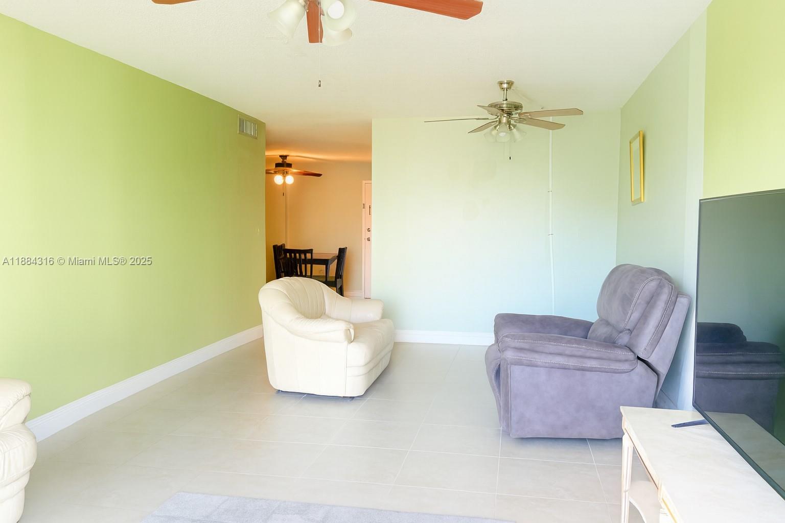THREE HORIZONS SOUTH COND - Residential Lease