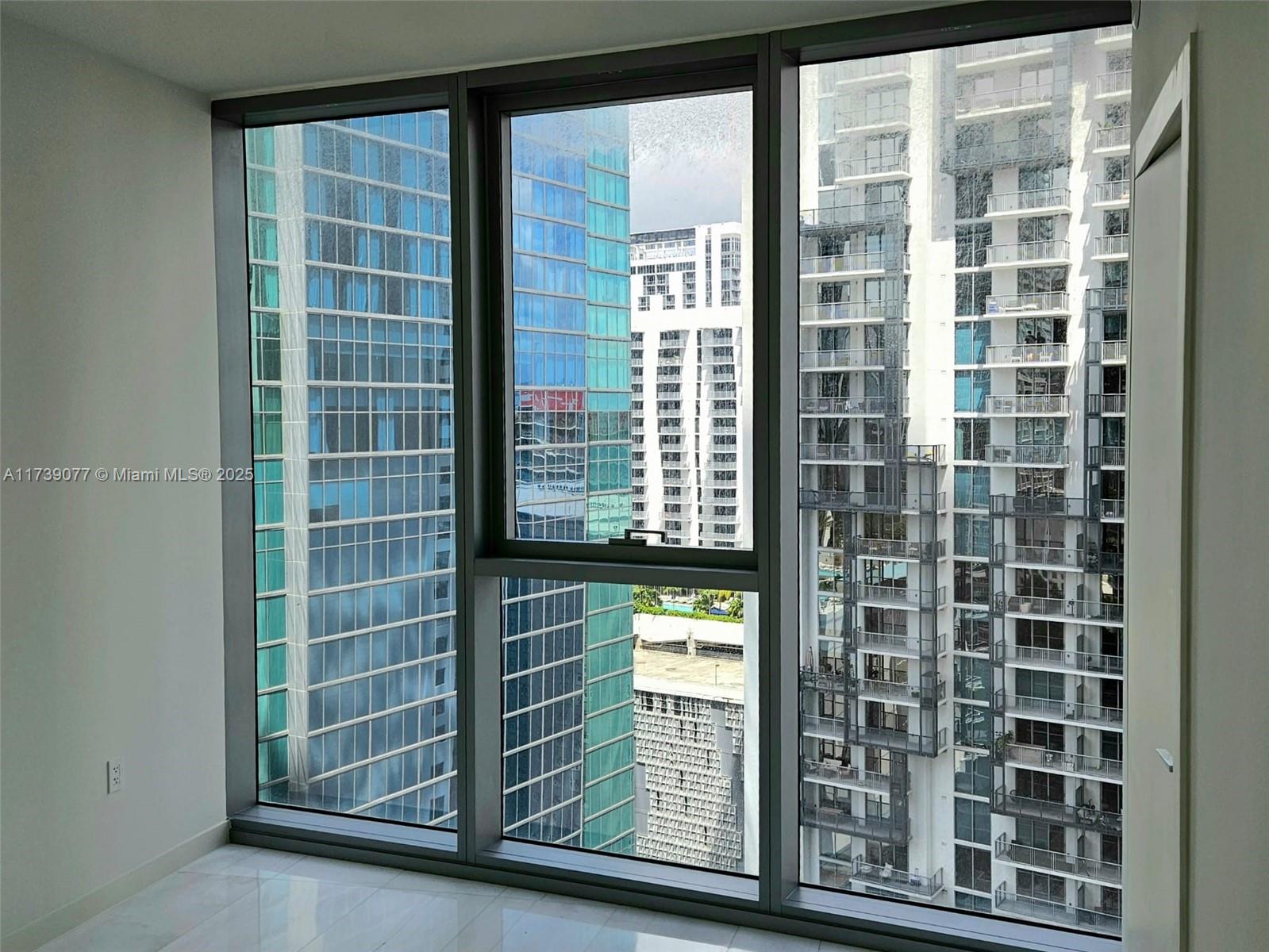 300 Biscayne blvd way 2304