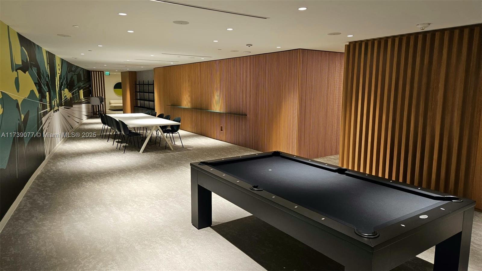 ASTON MARTIN - Residential