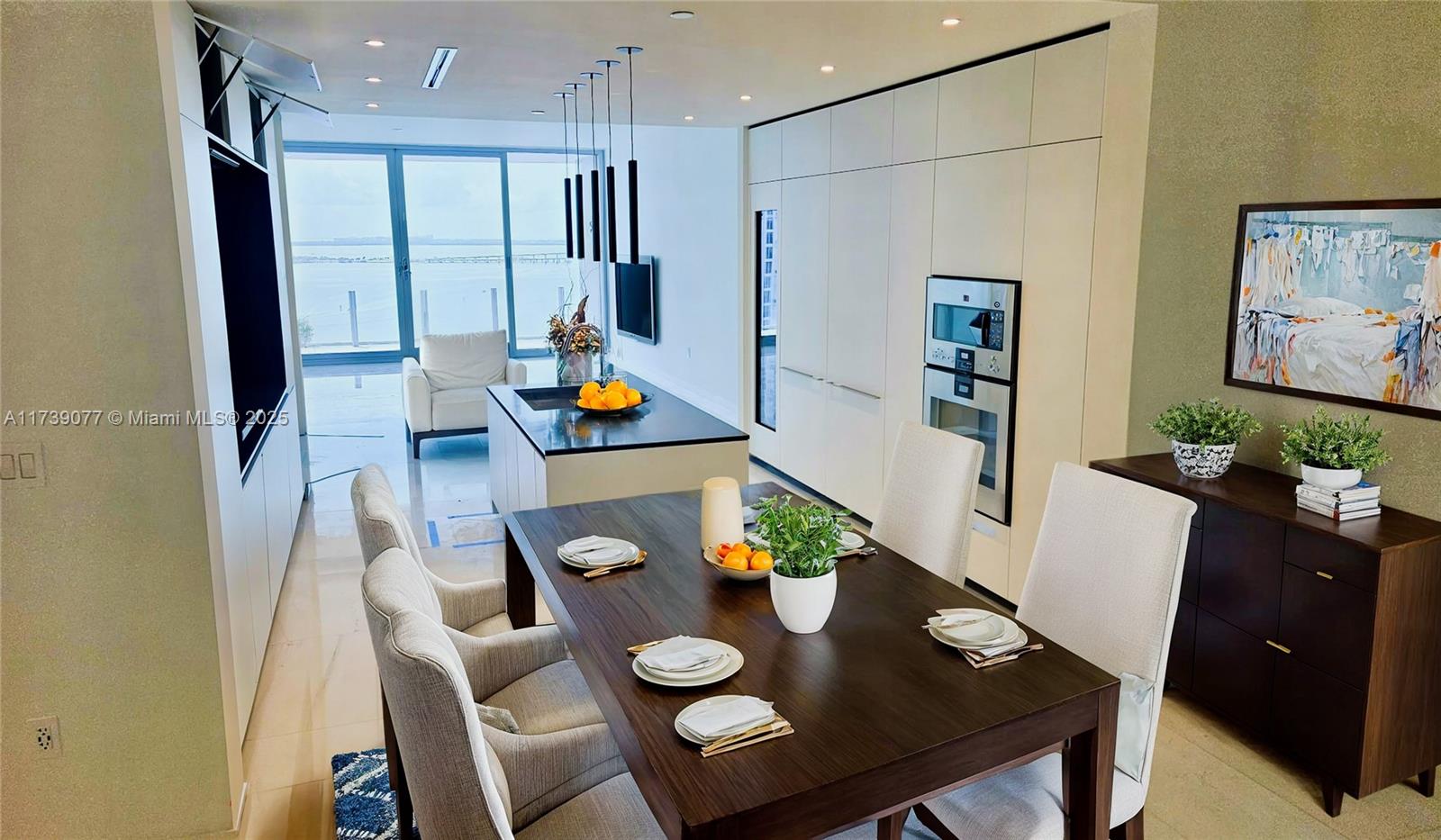 ASTON MARTIN - Residential