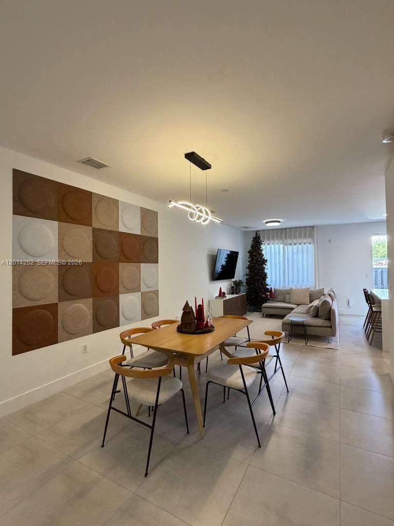 DORAL PALMS NORTH - Residential