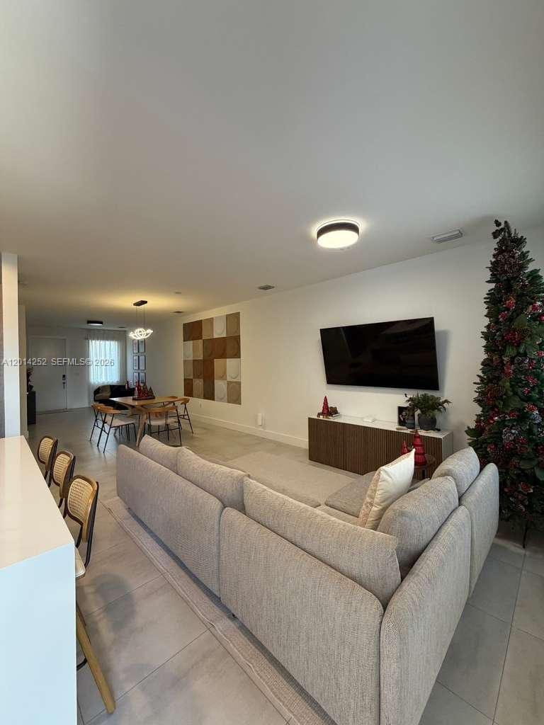 DORAL PALMS NORTH - Residential