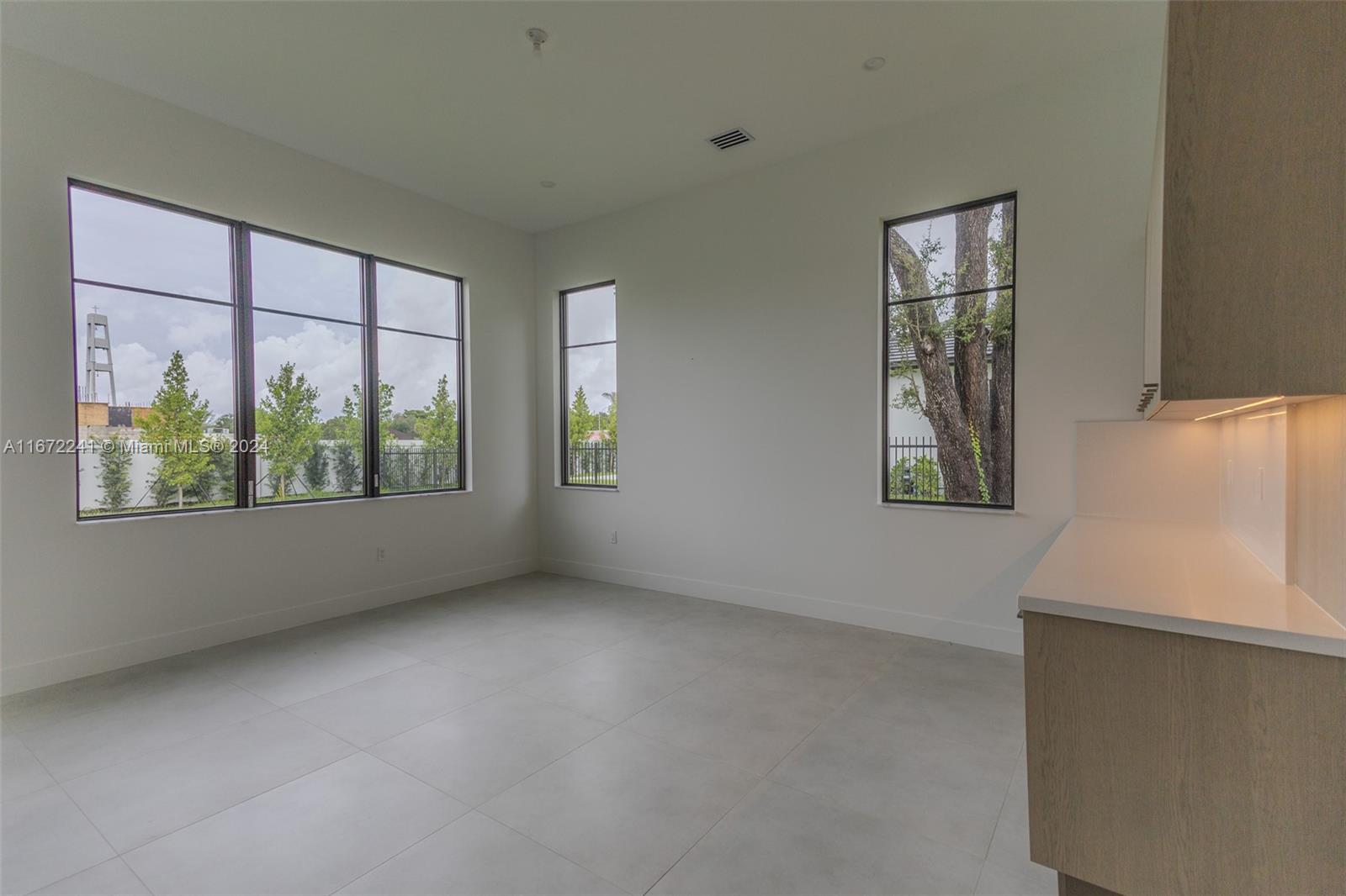 ESTATES AT SUNSET - Residential