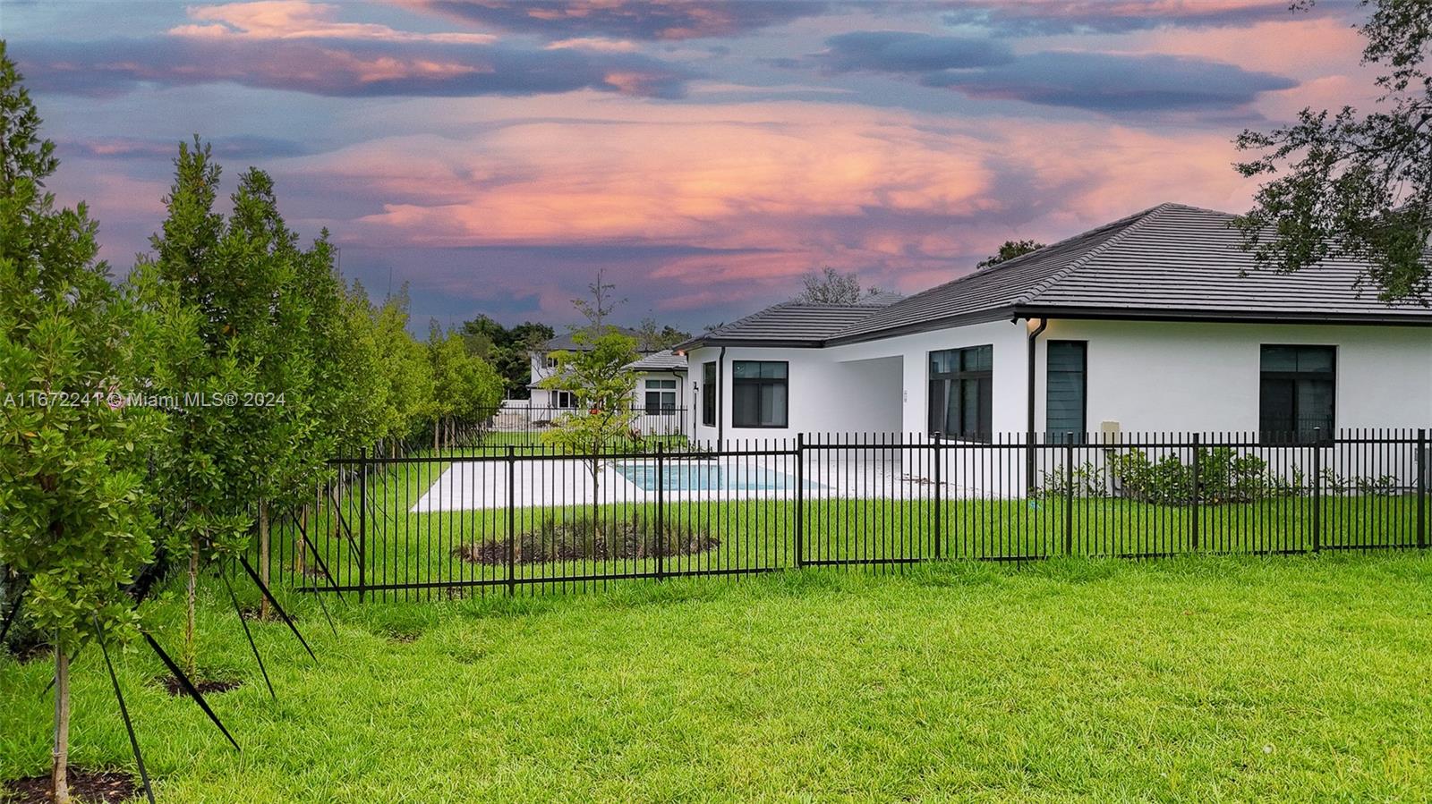 ESTATES AT SUNSET - Residential