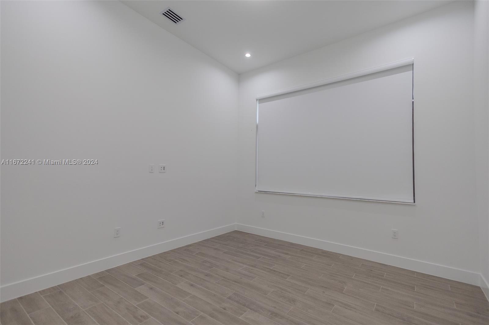 ESTATES AT SUNSET - Residential