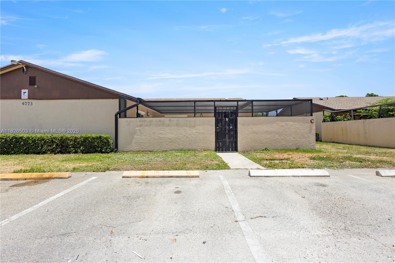 Stop! You just find what you were looking for! Completly updated and upgraded villa with a tiled courtyard, impact windows and doors, newer appliances, fixtures, bathrooms and kitchen. This is a must see one! Very Easy to show. Reduced for quick sale. Firm price.