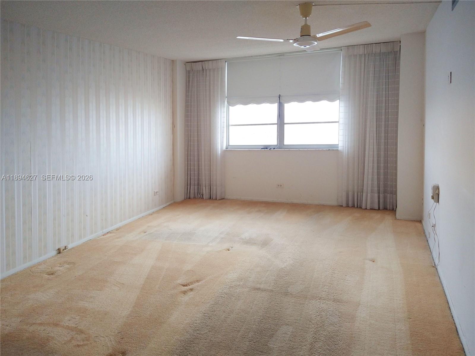 WINSTON TOWERS 200 - Residential