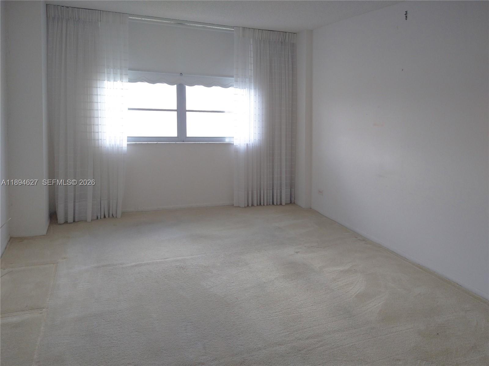 WINSTON TOWERS 200 - Residential