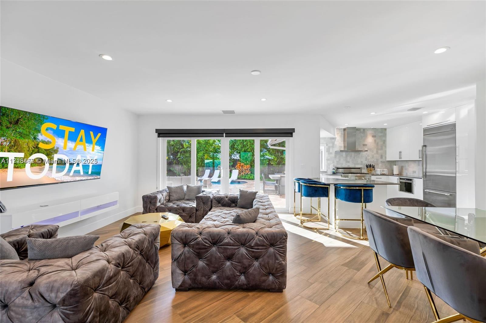 GOLF ESTATES - Residential Lease