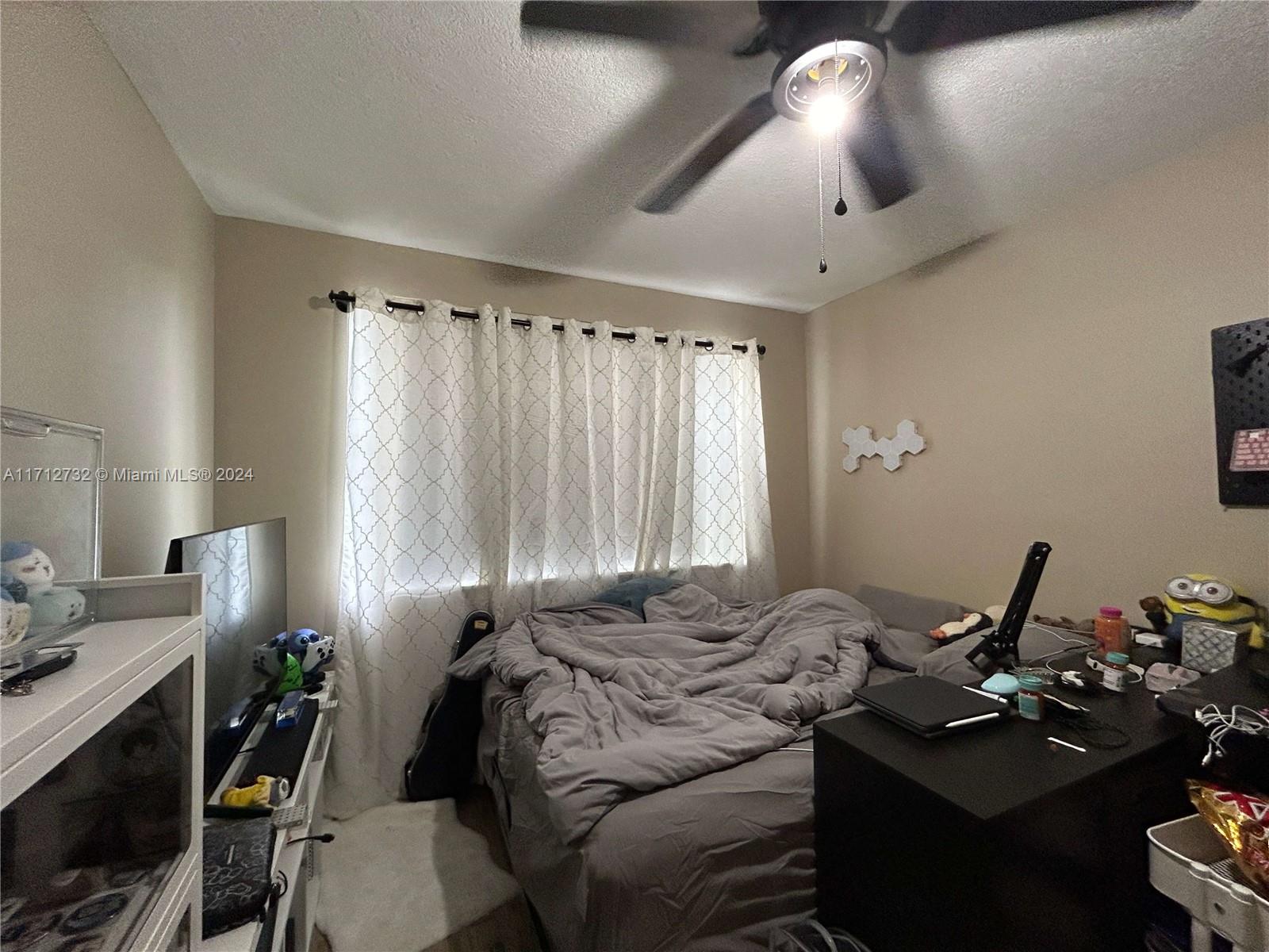EDGEWATER CONDO - Residential Lease