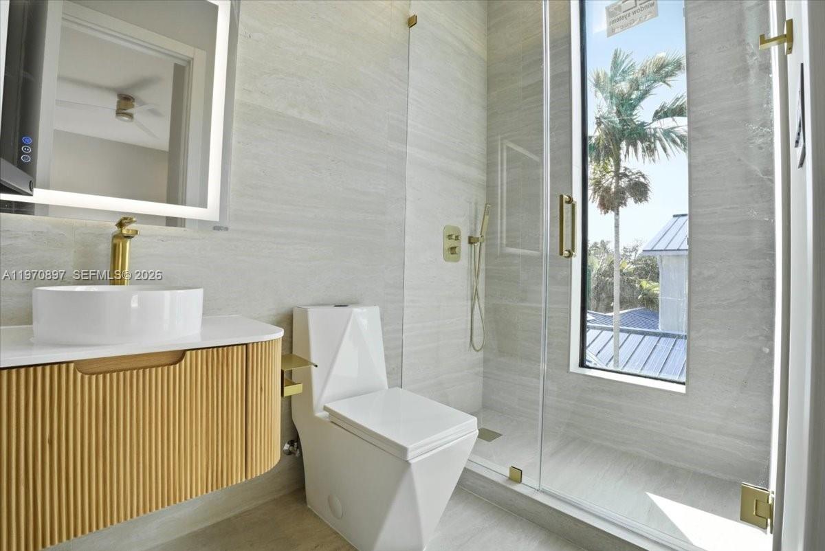 HOLLYWOOD - Residential