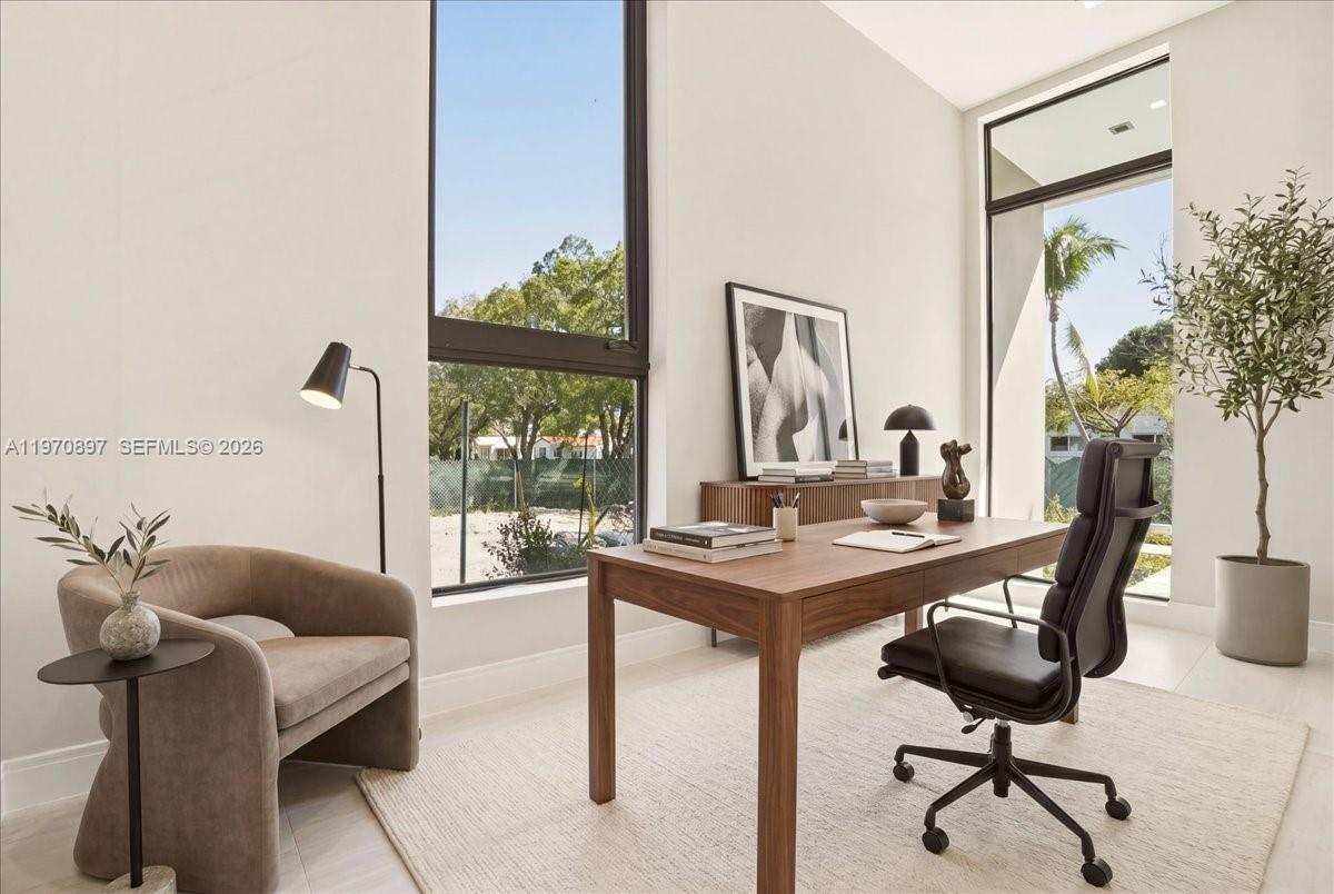 HOLLYWOOD - Residential
