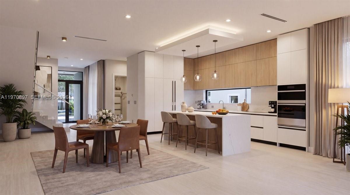 HOLLYWOOD - Residential