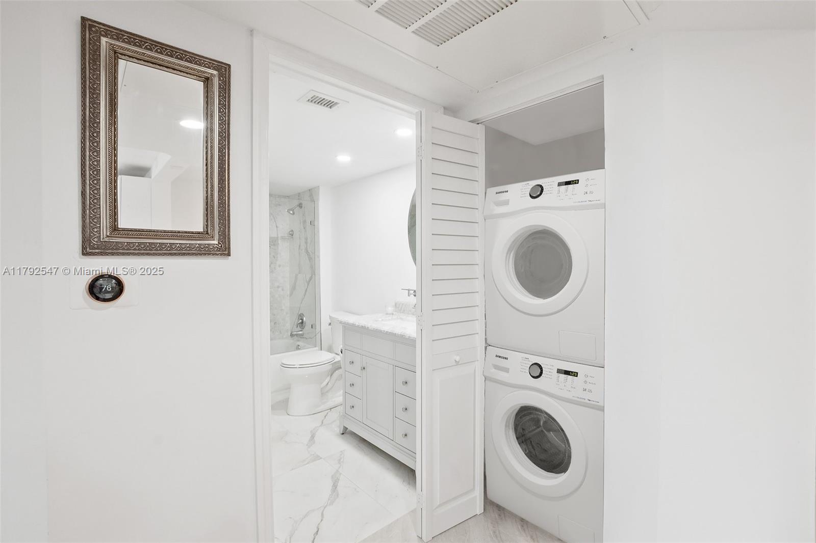 IVANHOE EAST AT CENTURY V - Residential