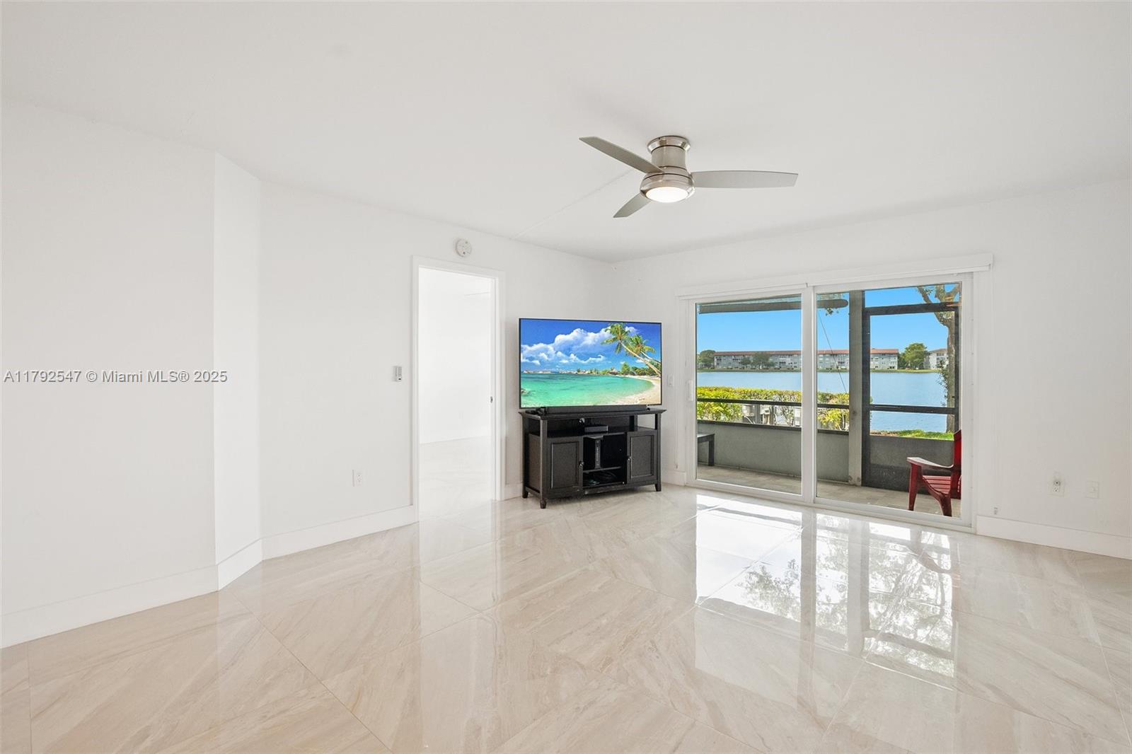 IVANHOE EAST AT CENTURY V - Residential