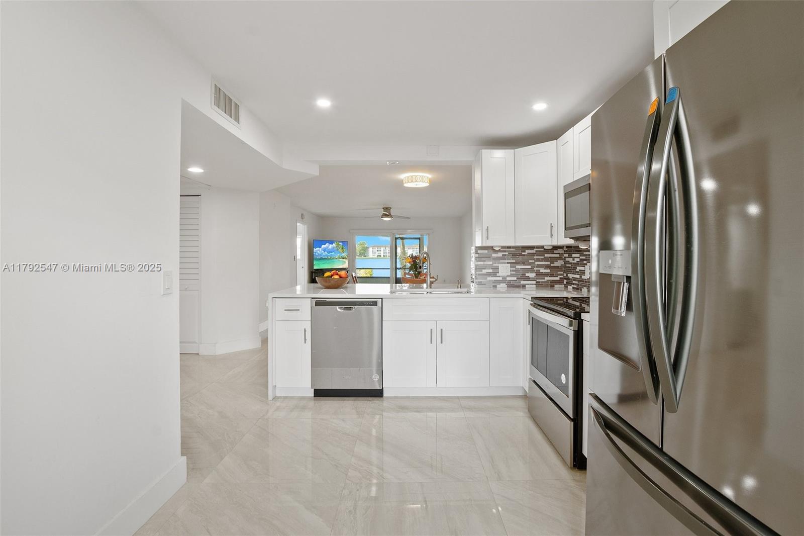 IVANHOE EAST AT CENTURY V - Residential