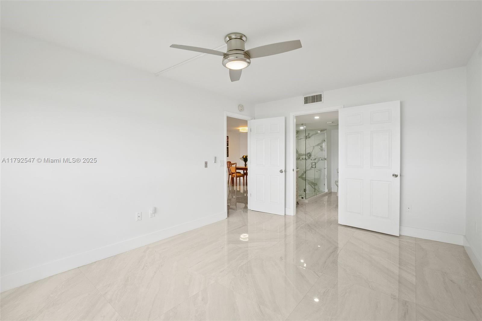 IVANHOE EAST AT CENTURY V - Residential