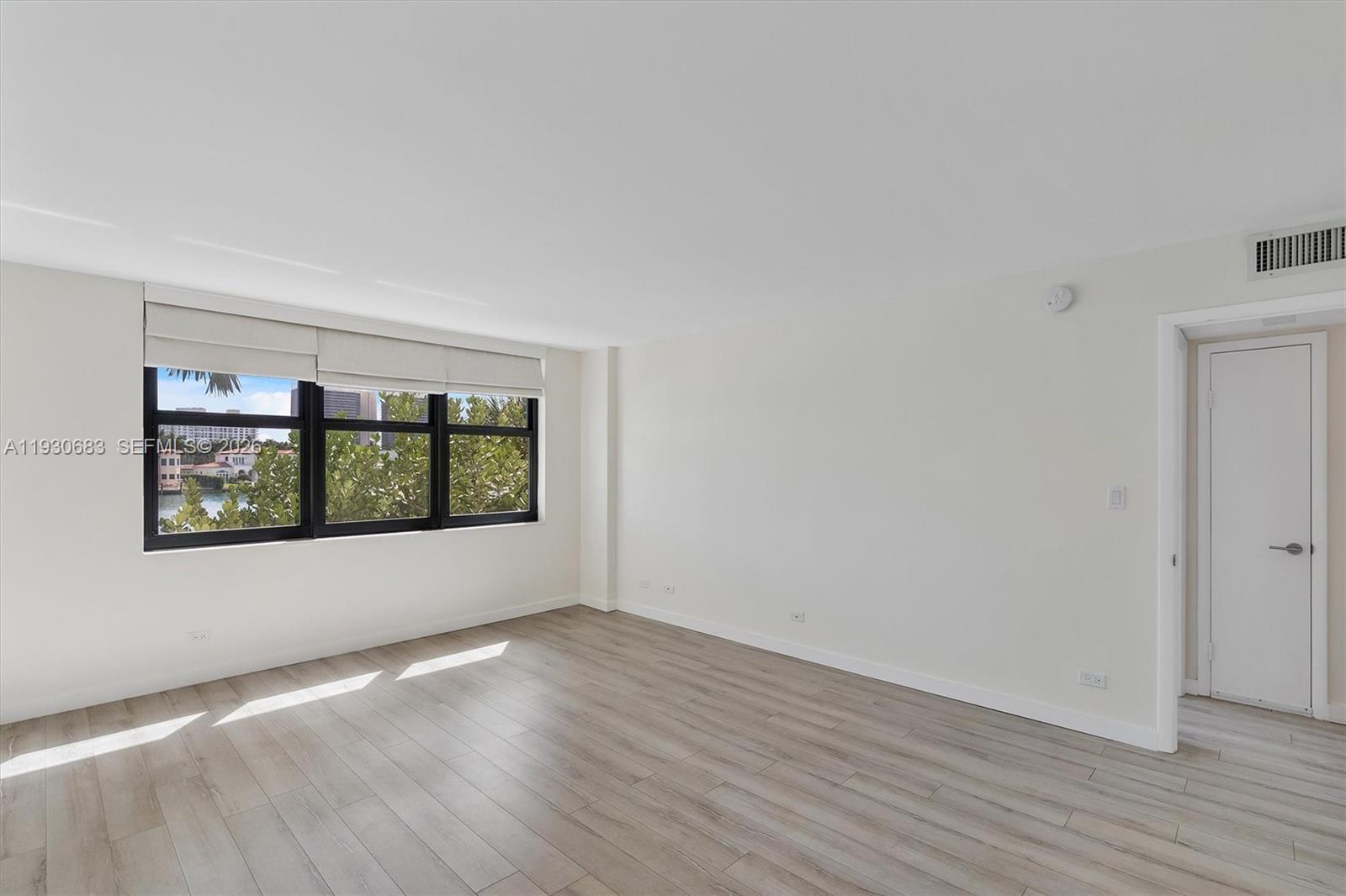 THE BELMONT CONDO - Residential Lease