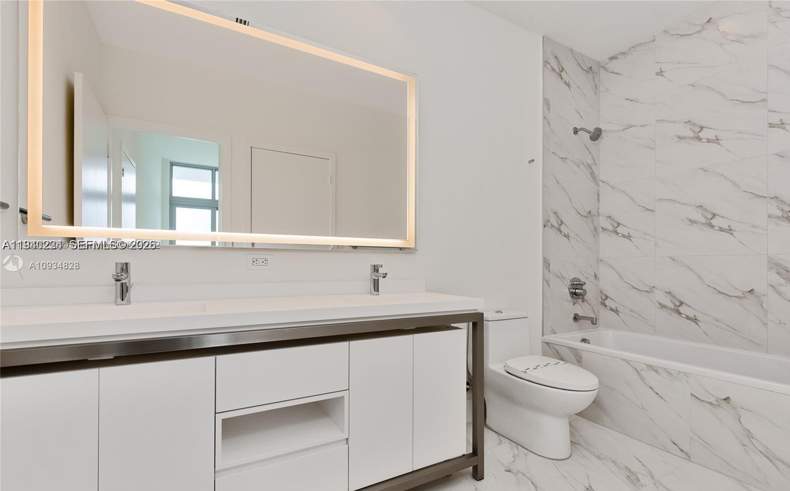 METROPICA NORTH TOWER ONE - Residential Lease