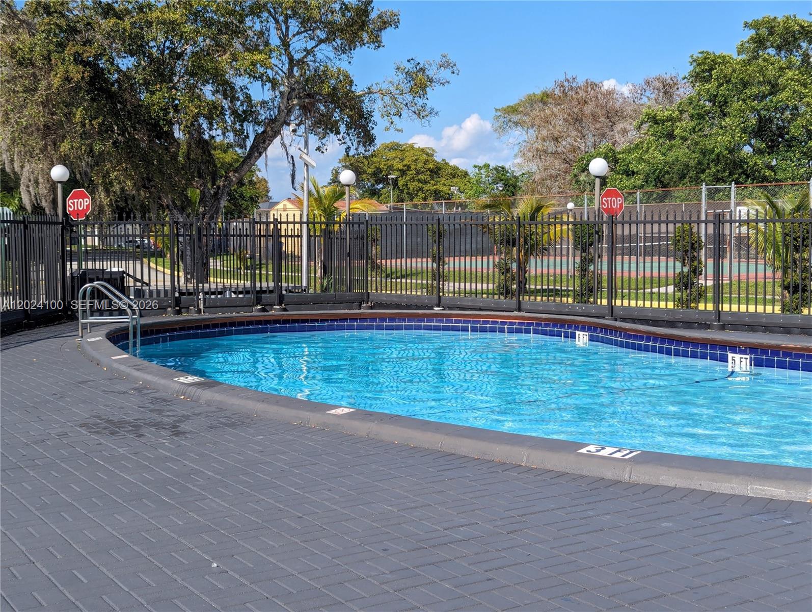 VERSAILLES GARDENS CONDO - Residential