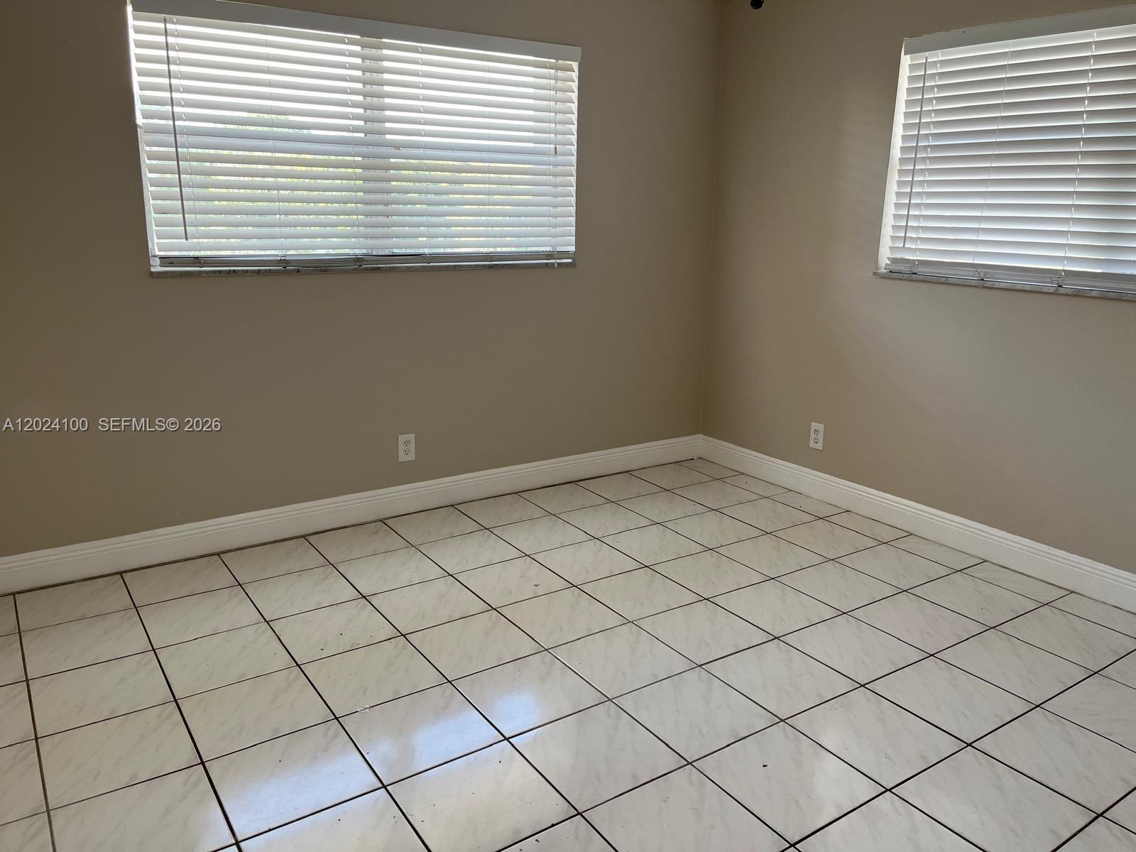 VERSAILLES GARDENS CONDO - Residential