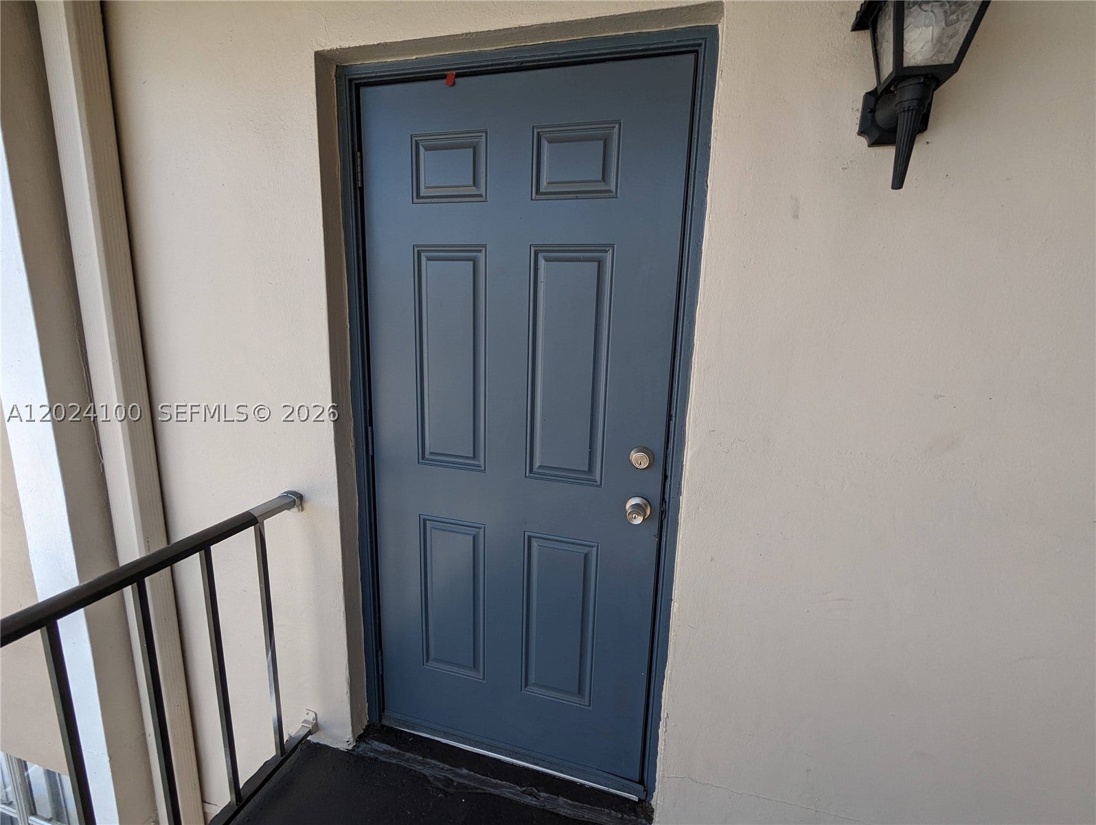 8020 Fairview Dr 301