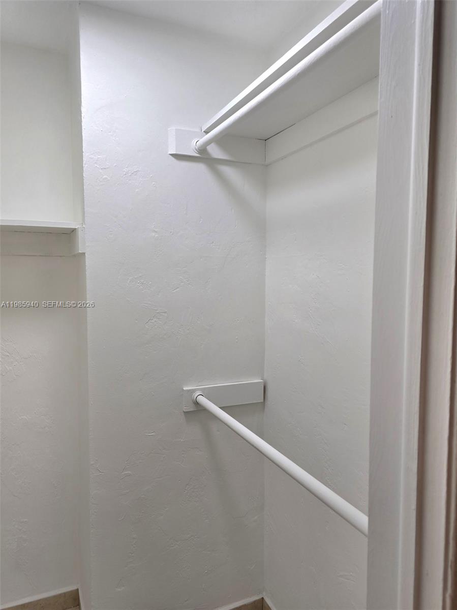 CASA GRANADA CONDO - Residential Lease