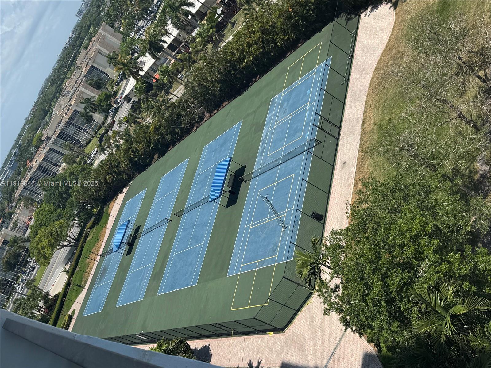 OLYMPUS CONDO PHASE - Residential