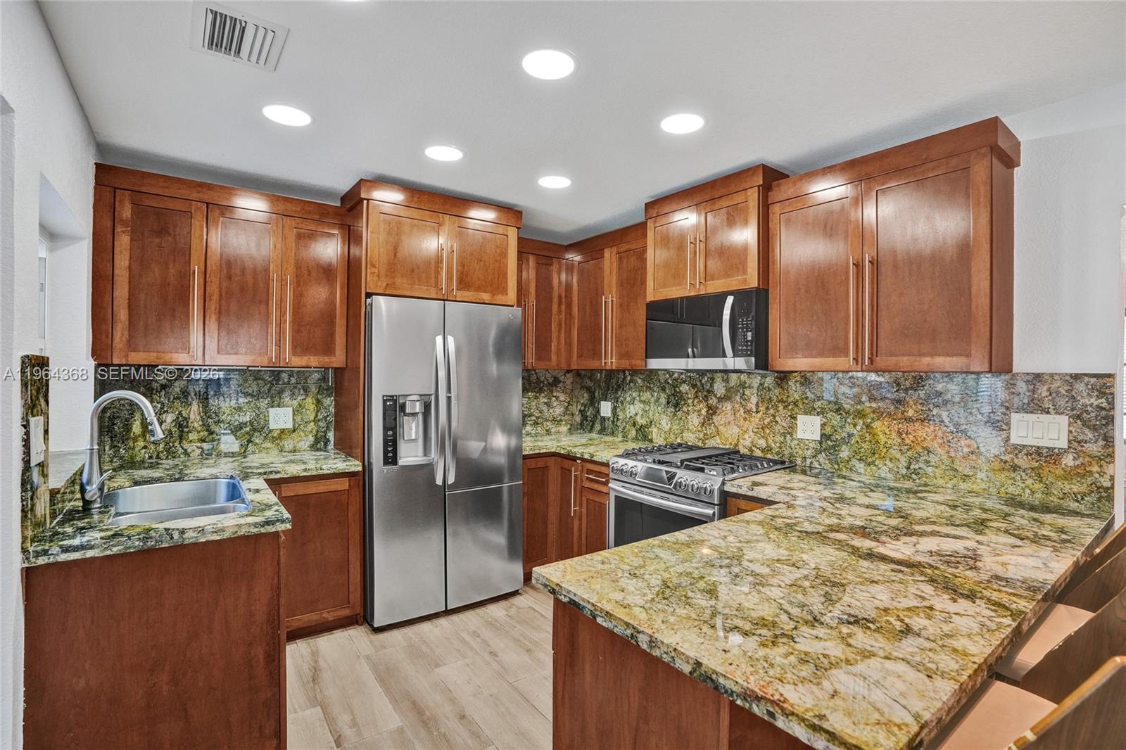 Sunset trails NO 4 - Residential