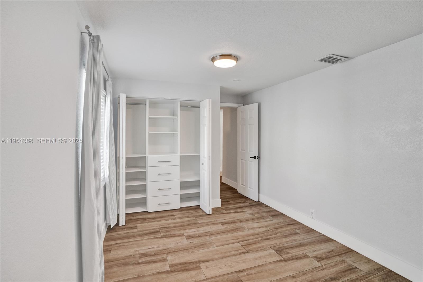 Sunset trails NO 4 - Residential