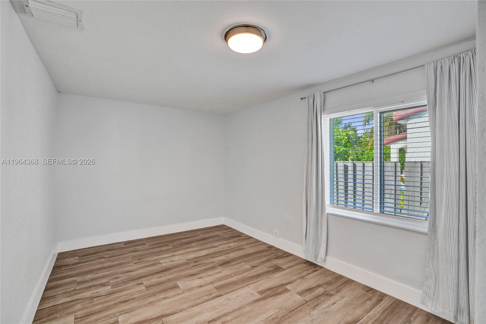 Sunset trails NO 4 - Residential