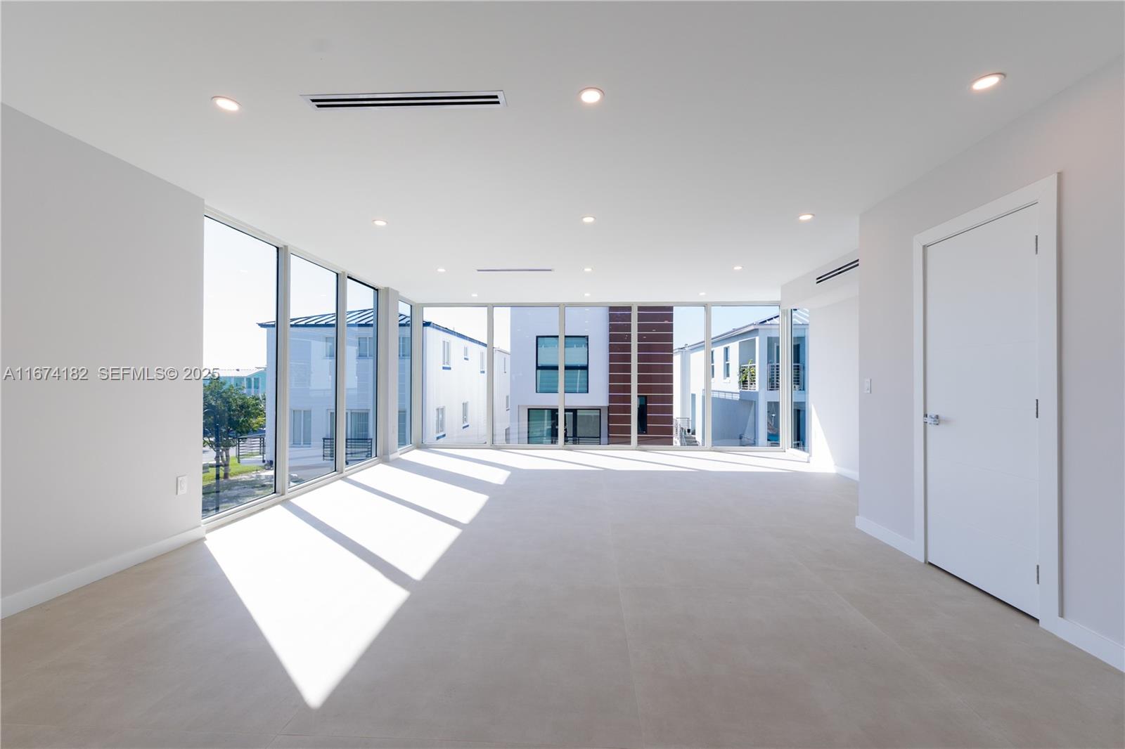 KEY LARGO OCEAN RESORT CO - Residential