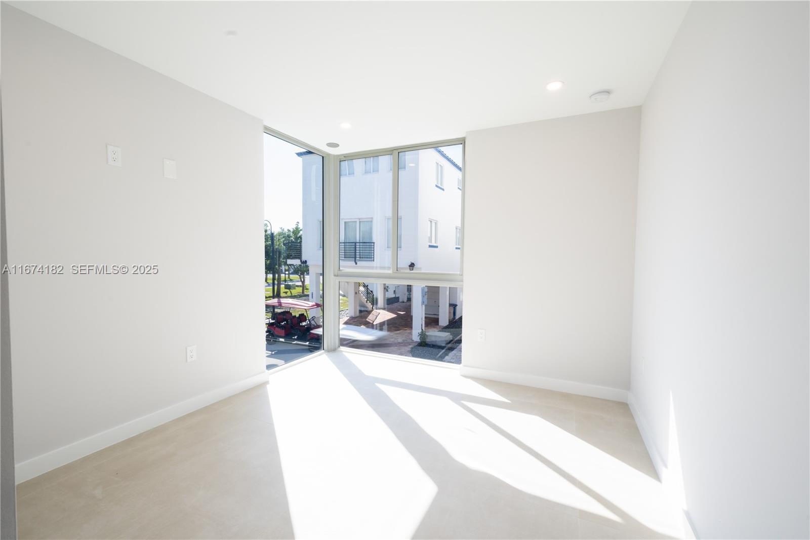 KEY LARGO OCEAN RESORT CO - Residential