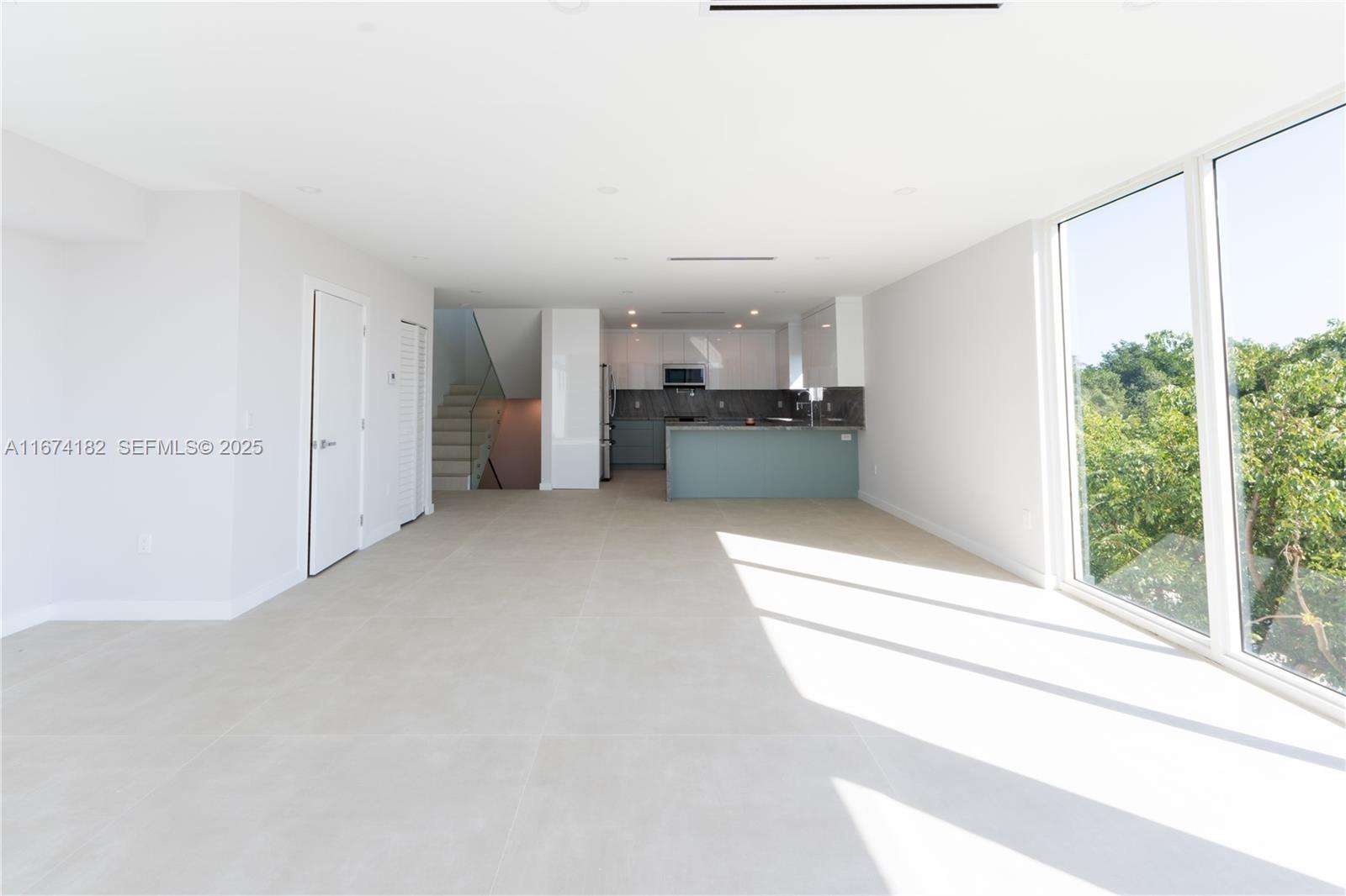 KEY LARGO OCEAN RESORT CO - Residential