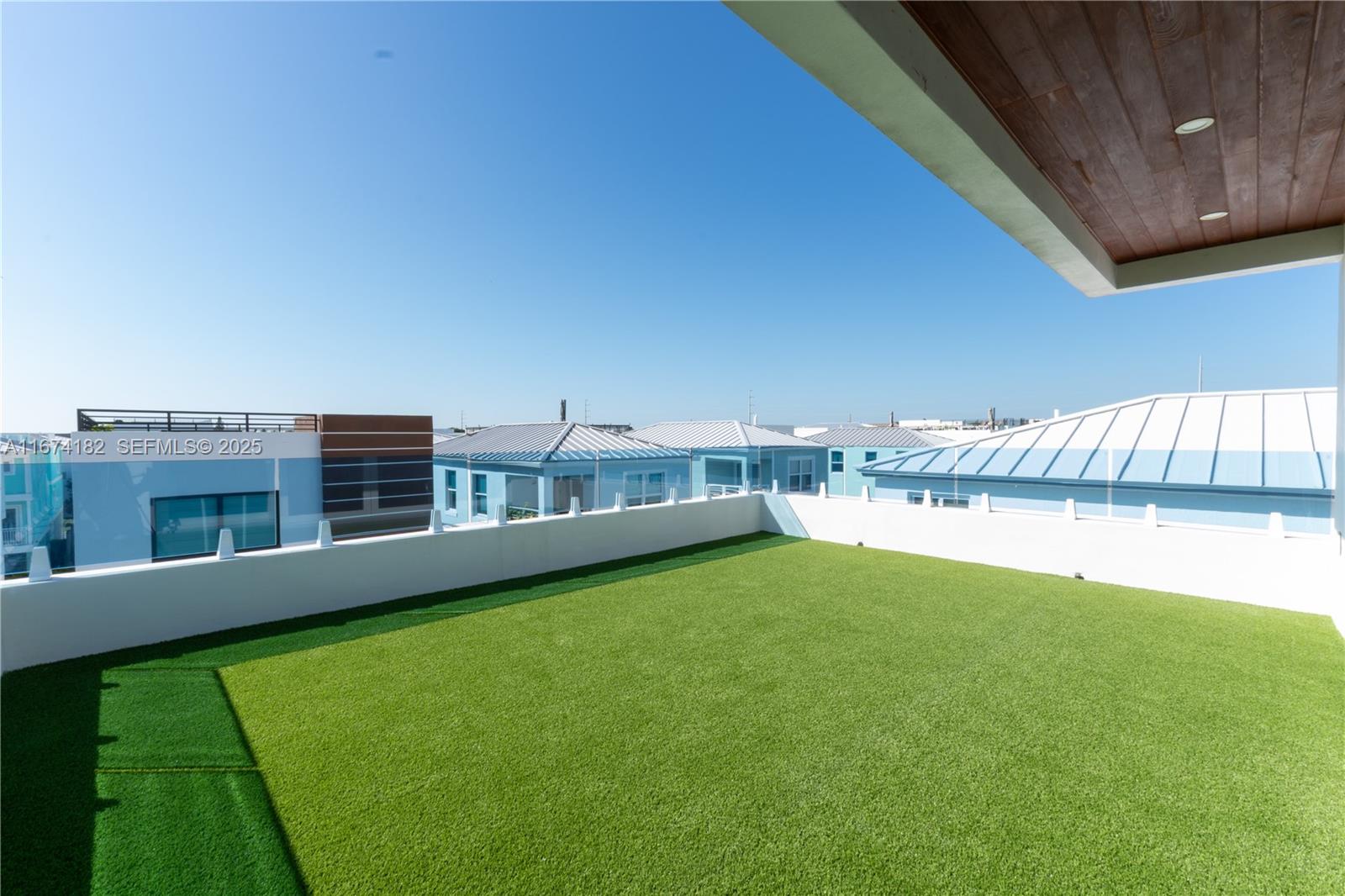 KEY LARGO OCEAN RESORT CO - Residential