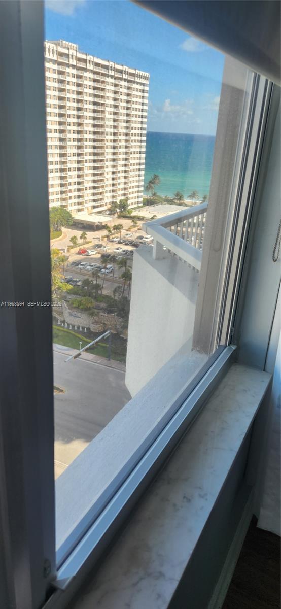 HEMISPHERES OCEAN SOUTH - Residential