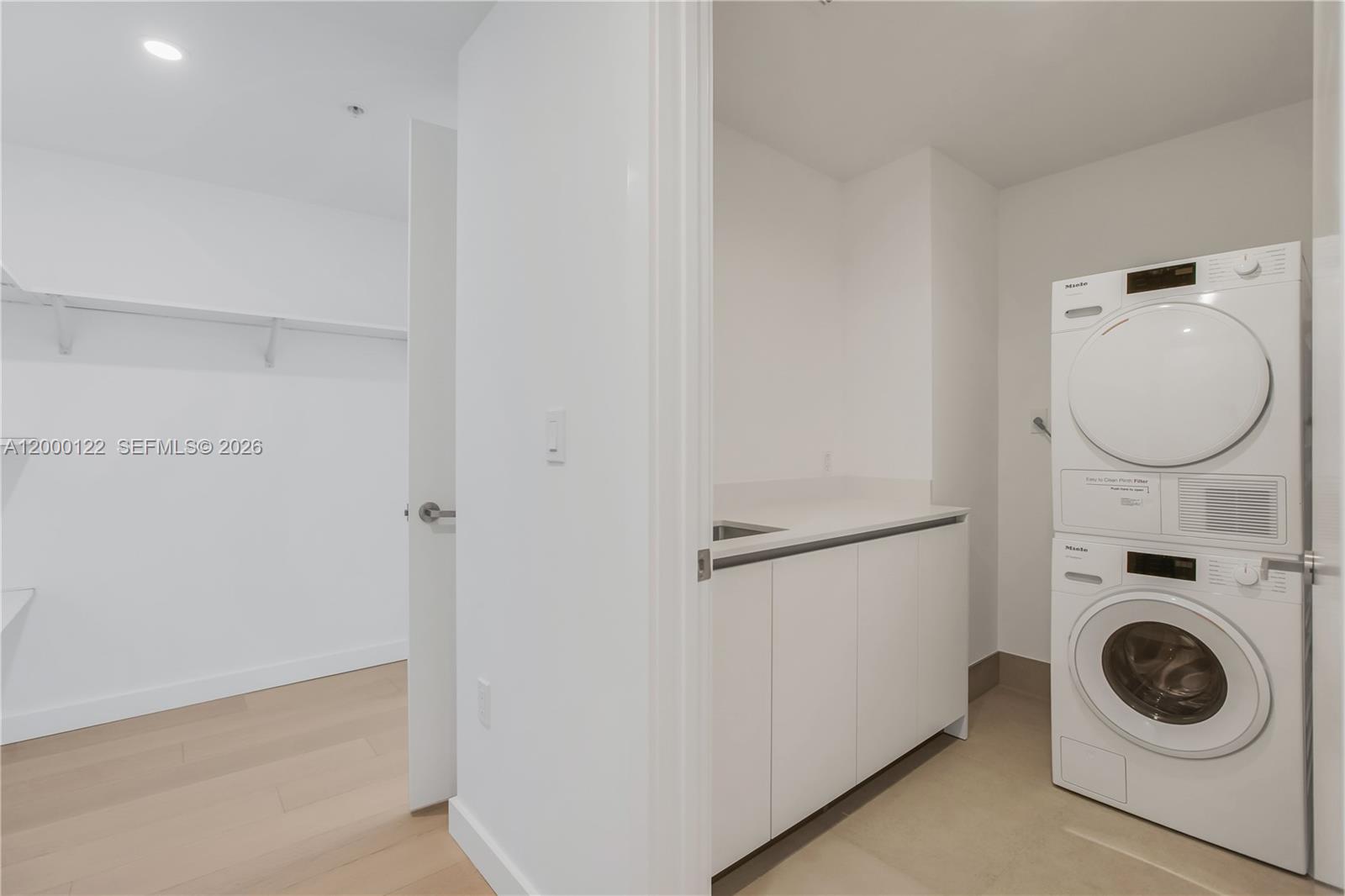 LA BAIA BAY HARBOR ISLAND - Residential