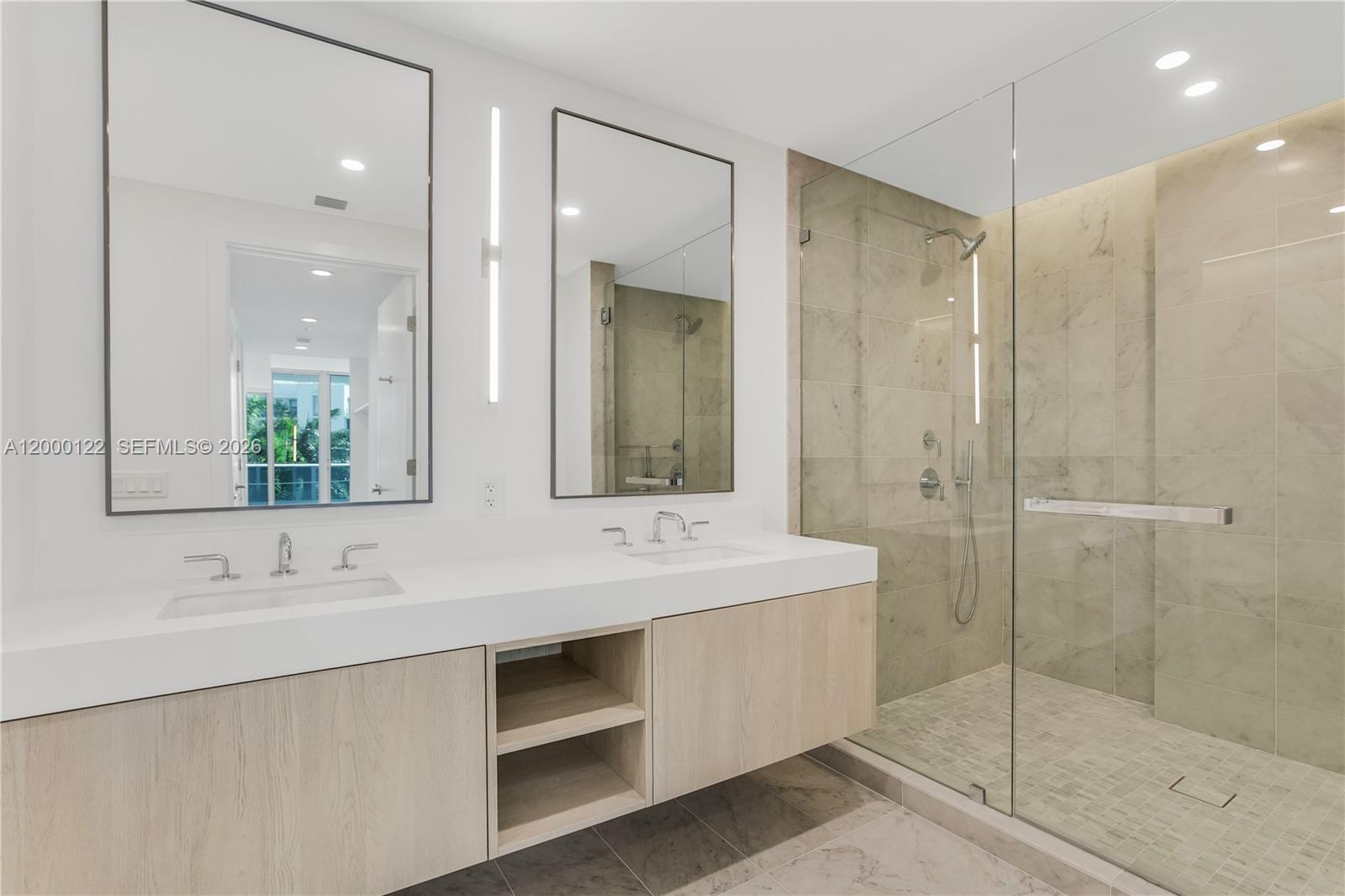 LA BAIA BAY HARBOR ISLAND - Residential